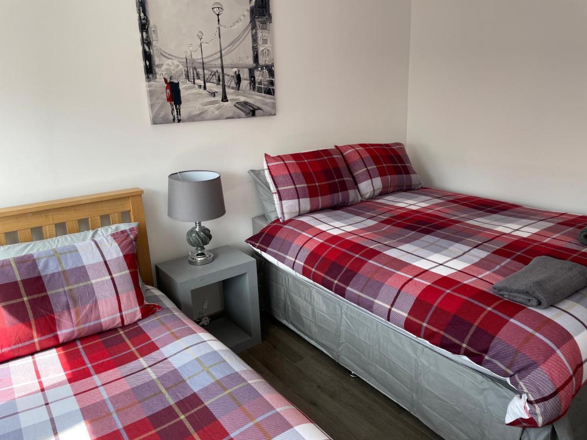 Rooms In Инвернес Екстериор снимка