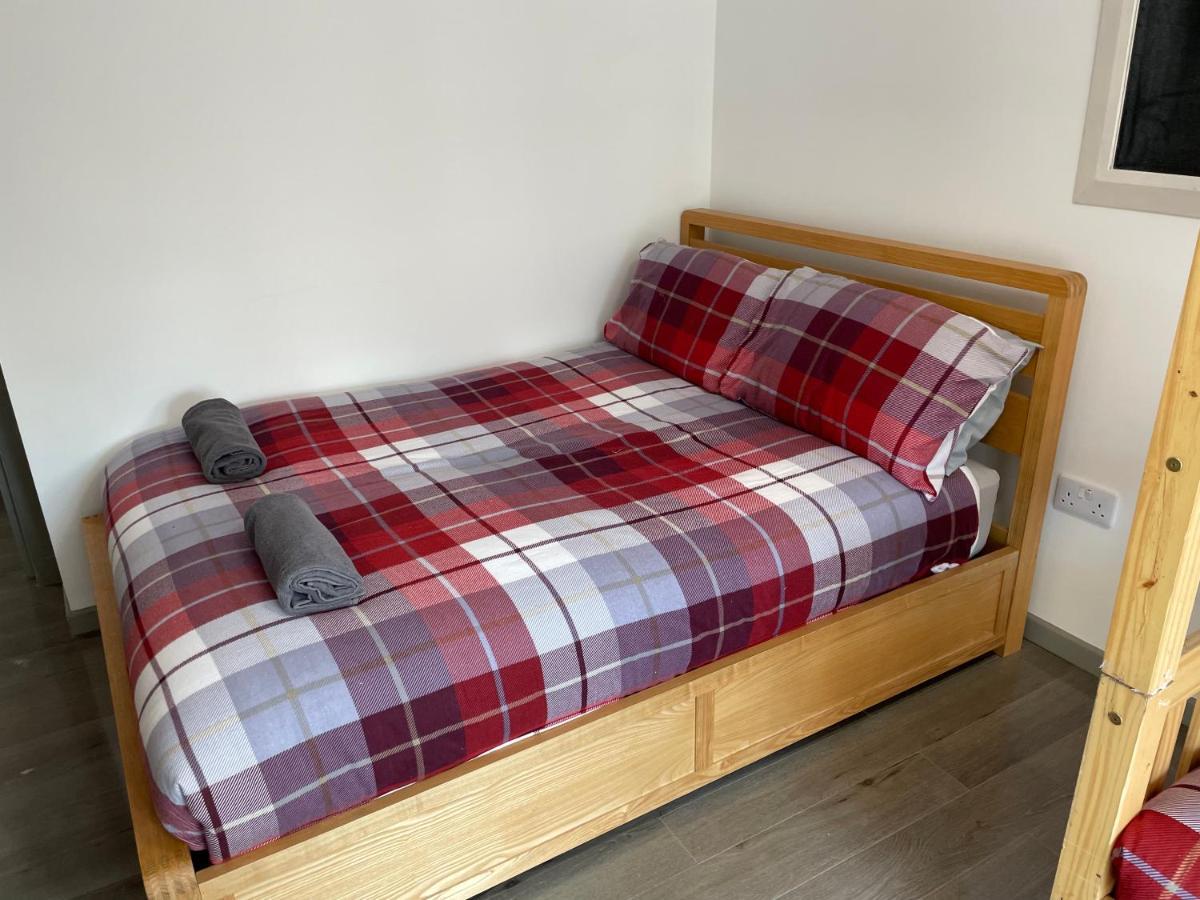 Rooms In Инвернес Екстериор снимка